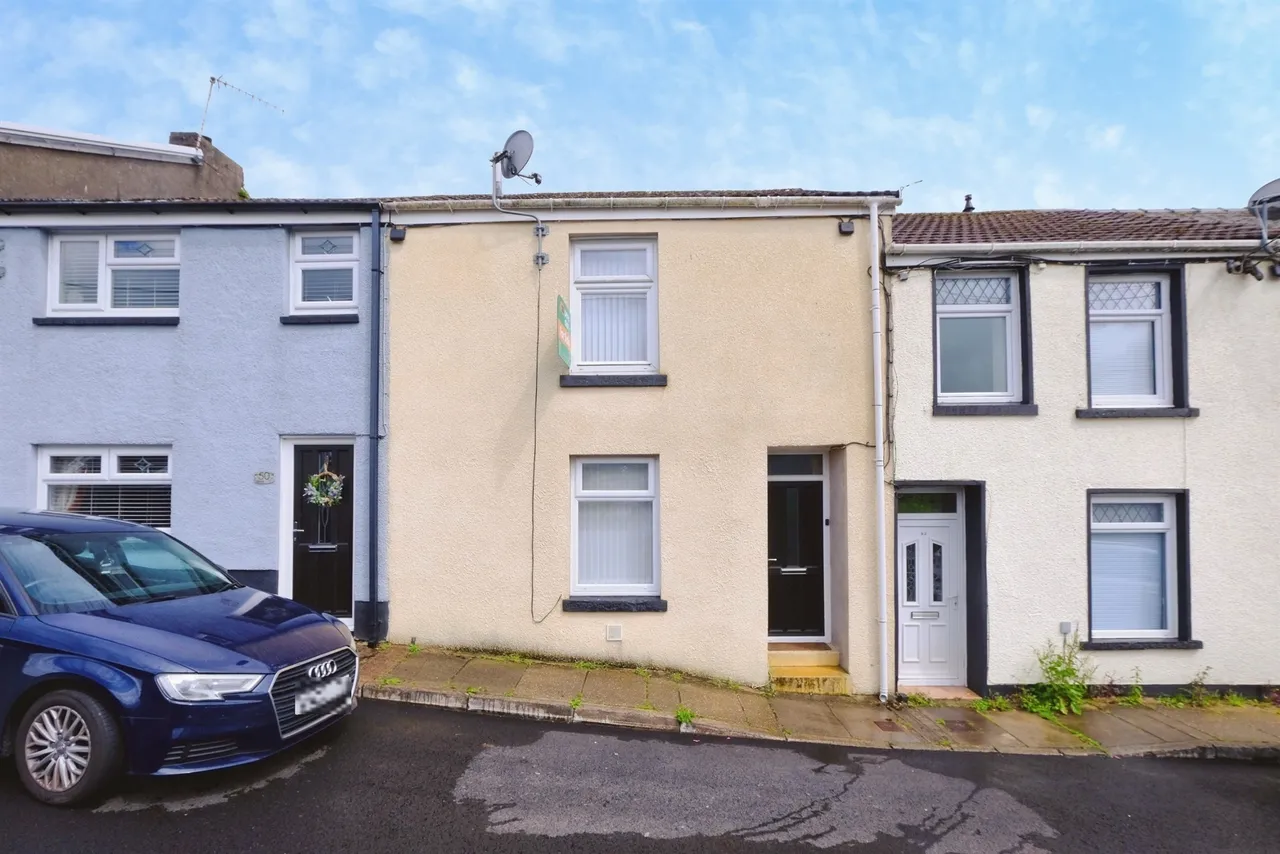 Kimberley Terrace, Tredegar, NP22, photo 21