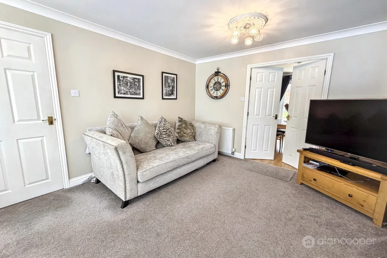 Ribbonfields, Attleborough, CV11, photo 4