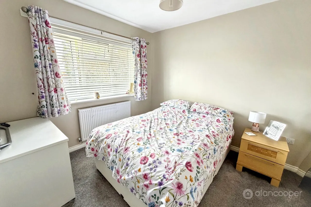 Ribbonfields, Attleborough, CV11, photo 16