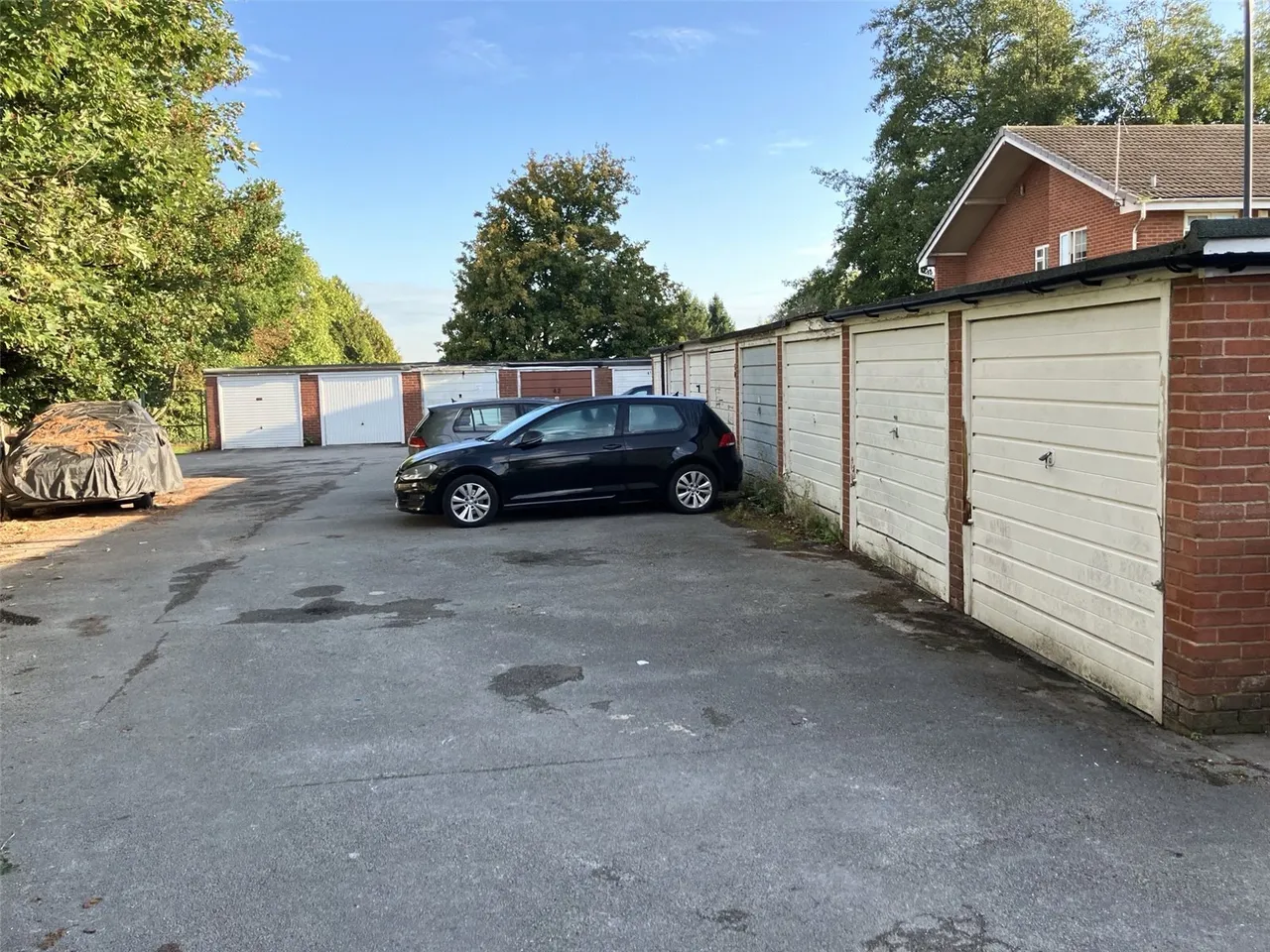 Dean Close, Littleover, DE23, photo 8