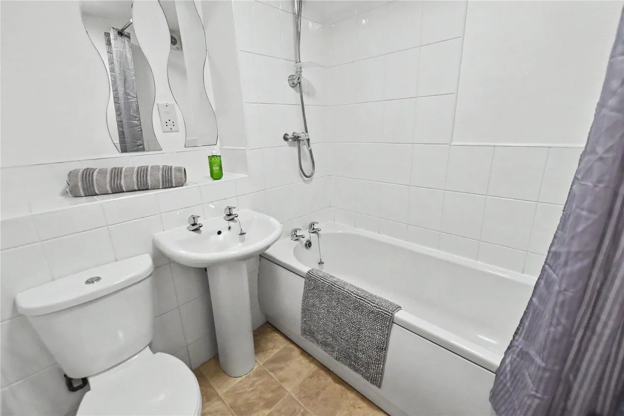 Kerry Garth, Horsforth, LS18, photo 12