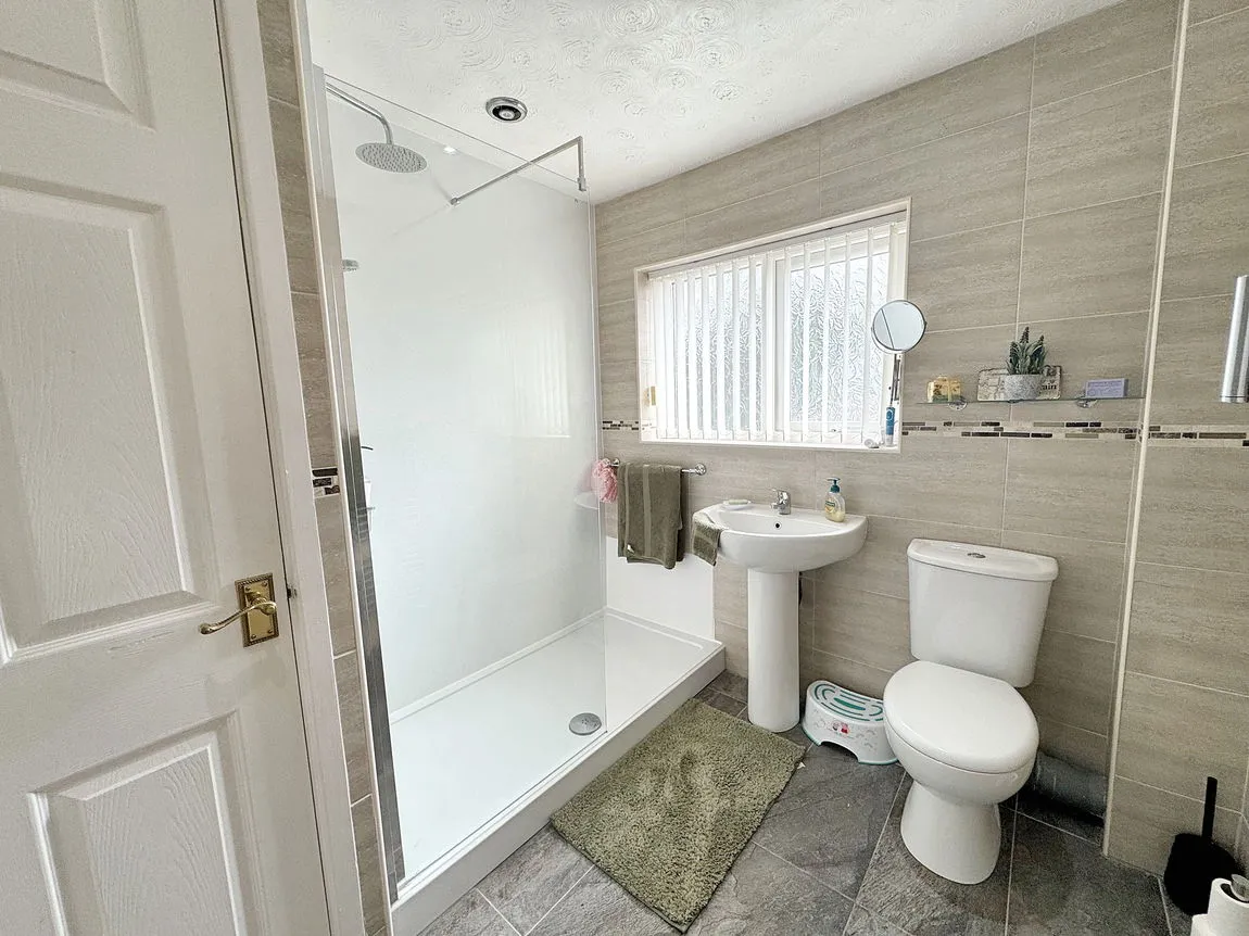 Heol Conwy, Abergele, Conwy, LL22 7UT, photo 13