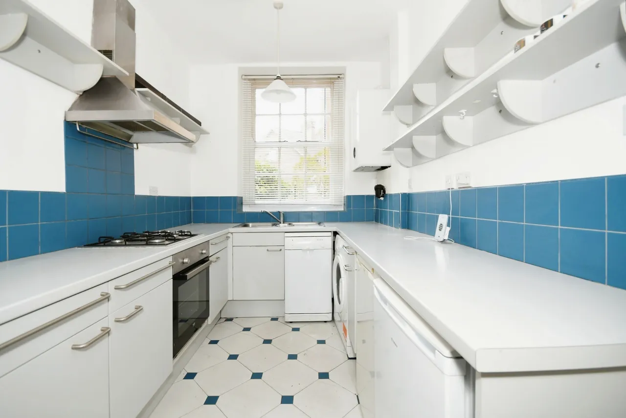 Hall Bank, Buxton, SK17, photo 3