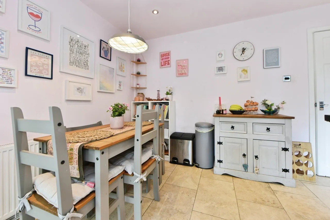Westbury Drive, Marple, Stockport, Greater Manchester, SK6, photo 10
