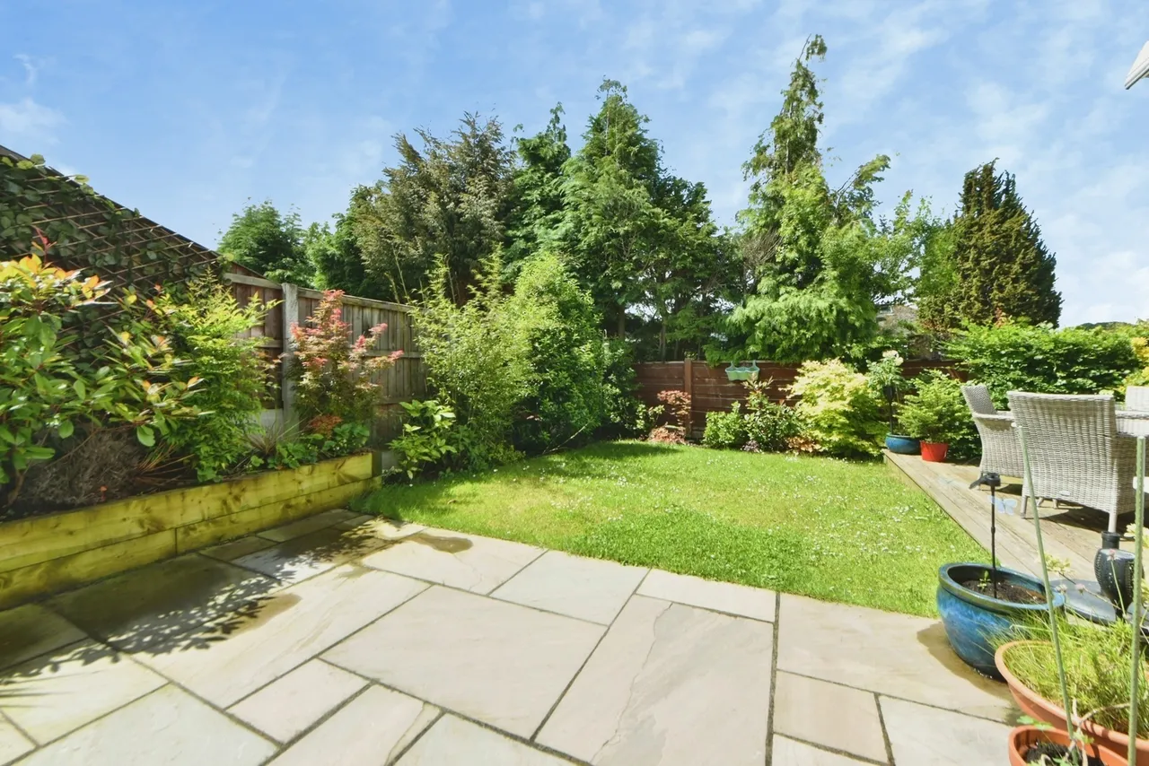 Westbury Drive, Marple, Stockport, Greater Manchester, SK6, photo 2