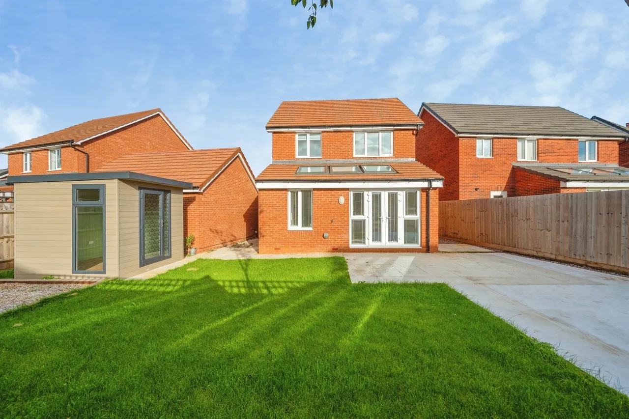 Whitwell Drive, Drakelow, DE15, photo 19