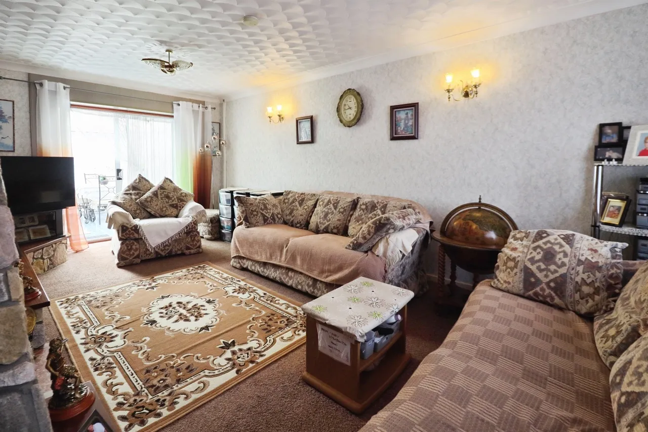 Heol Carnau Cardiff, CF5, photo 6