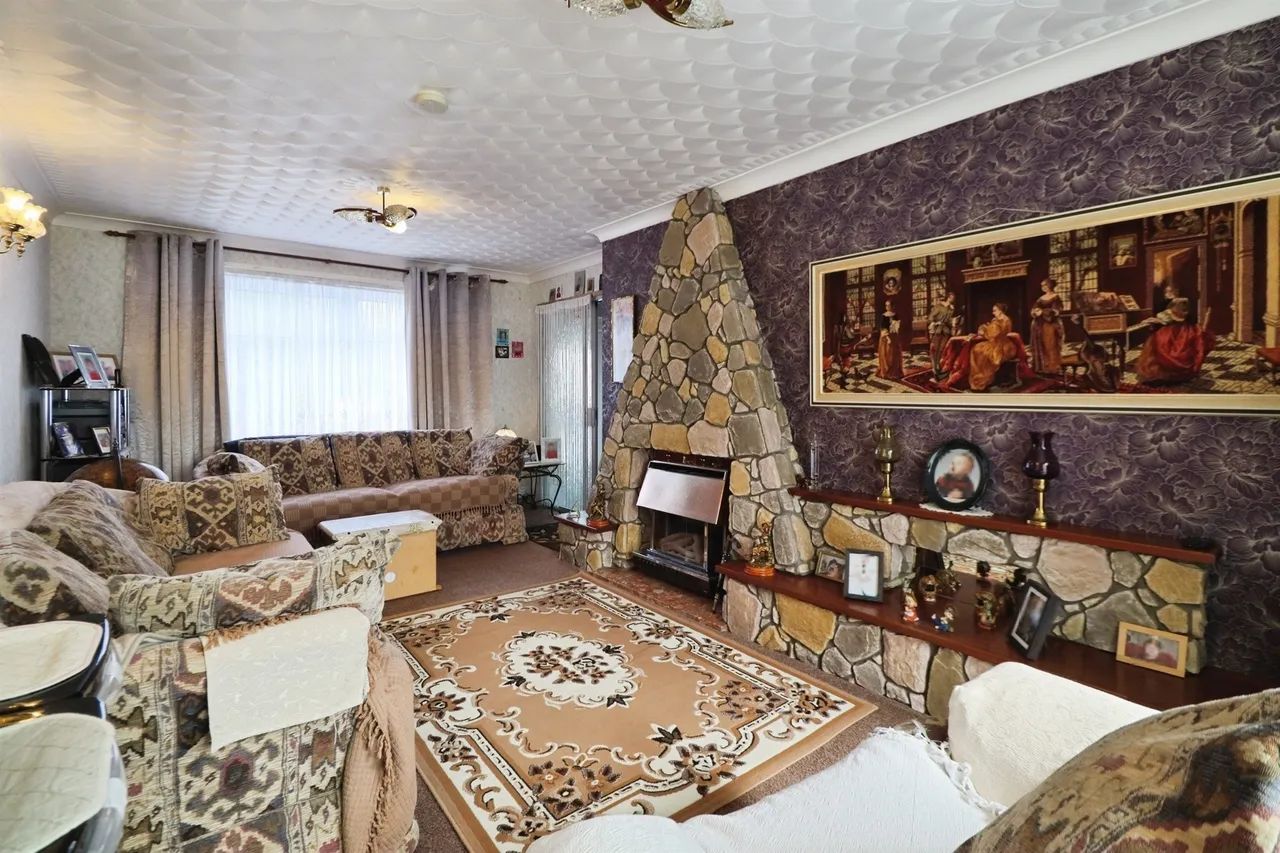 Heol Carnau Cardiff, CF5, photo 8