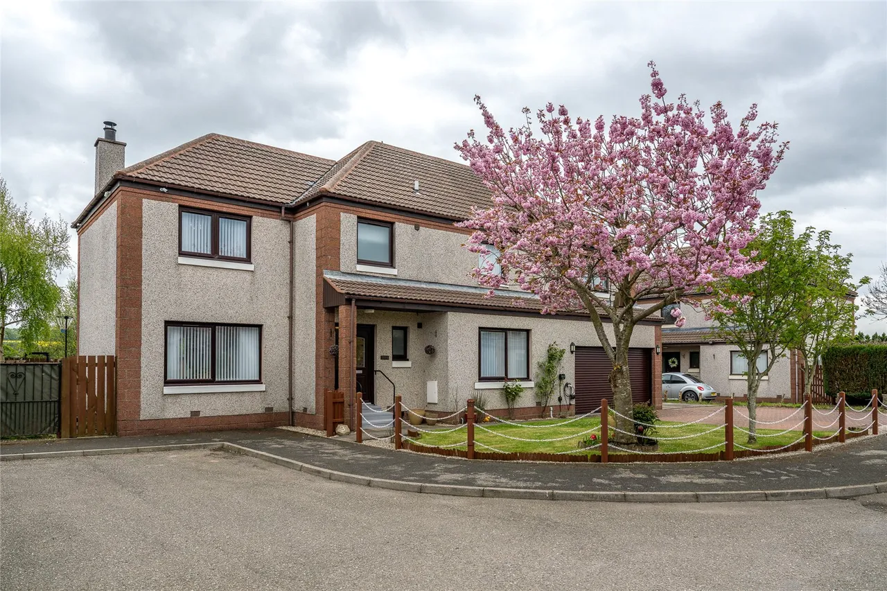 5 bed house for sale, Redhall Avenue, Fordoun, AB30