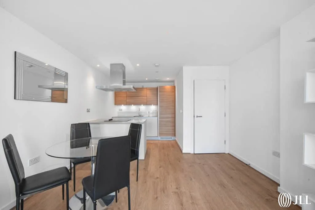Station Street, Stratford, E15, photo 8