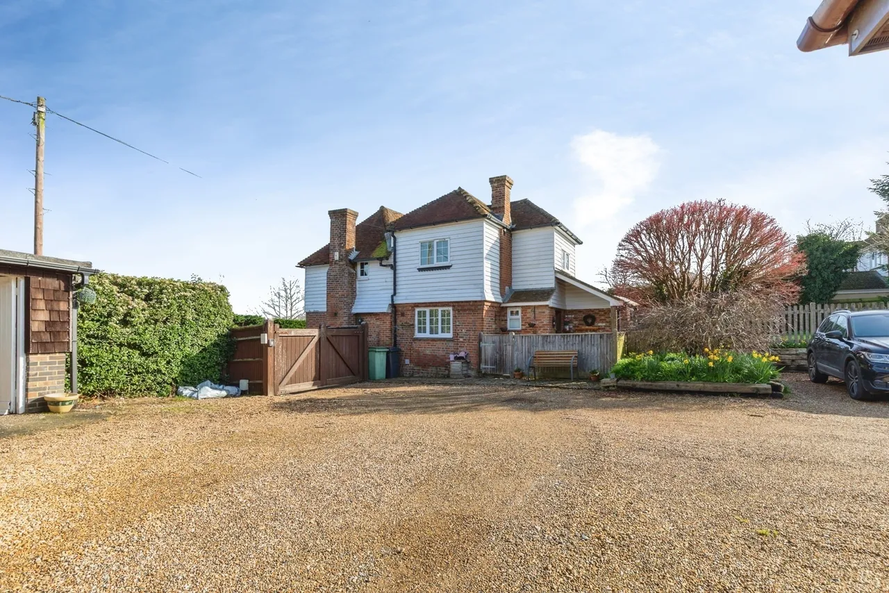 6 bed house for sale — Lower Road, East Farleigh, Maidstone, Kent, ME15