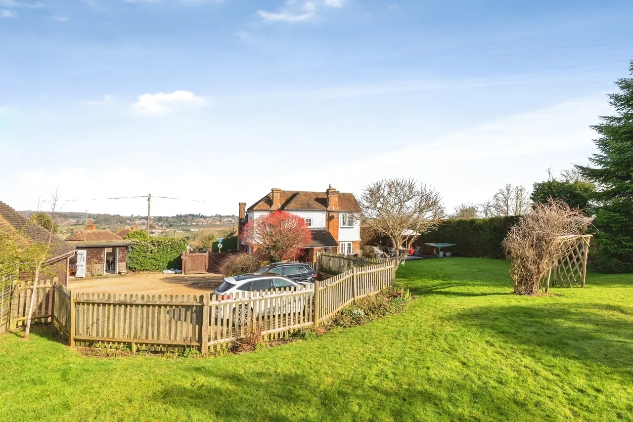 Lower Road, East Farleigh, Maidstone, Kent, ME15, photo 2