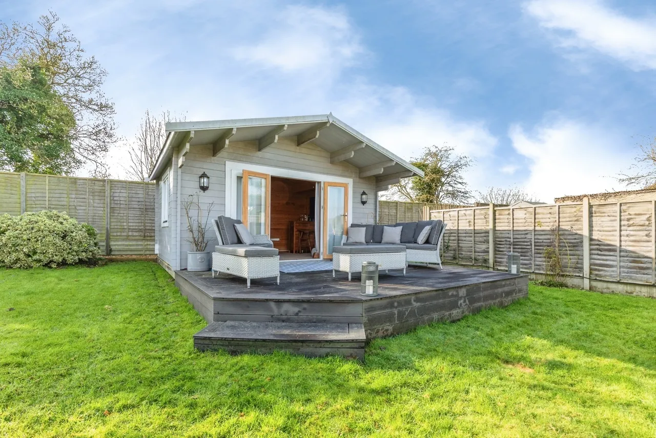 Lower Road, East Farleigh, Maidstone, Kent, ME15, photo 25