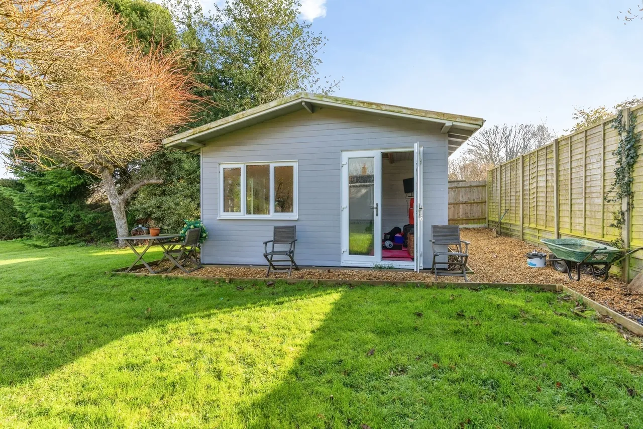 Lower Road, East Farleigh, Maidstone, Kent, ME15, photo 27