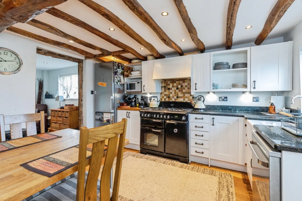 Lower Road, East Farleigh, Maidstone, Kent, ME15, photo 3