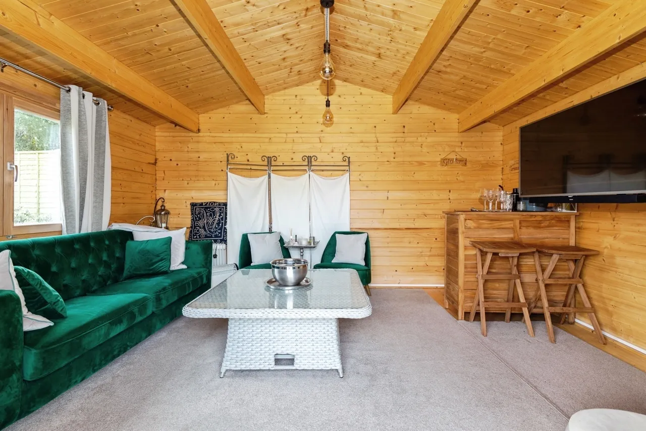 Lower Road, East Farleigh, Maidstone, Kent, ME15, photo 26