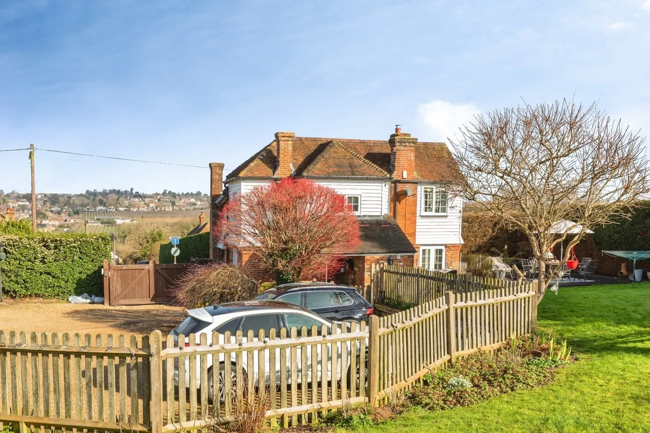 Lower Road, East Farleigh, Maidstone, Kent, ME15, photo 39