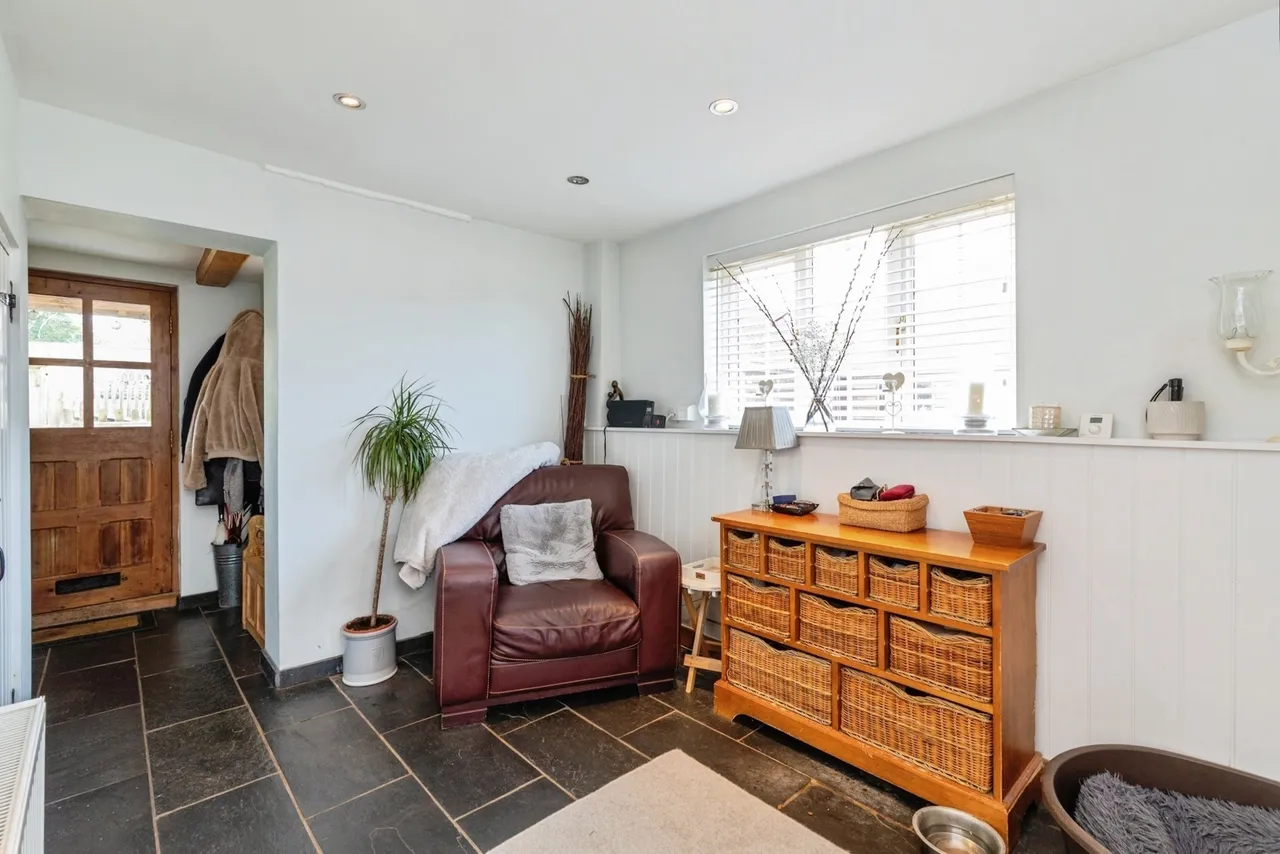 Lower Road, East Farleigh, Maidstone, Kent, ME15, photo 8