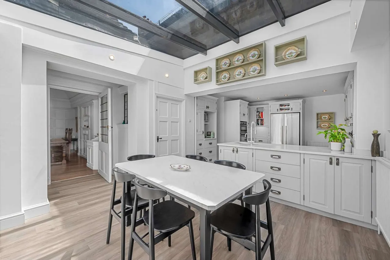 Wellgarth Road, London, NW11, photo 7