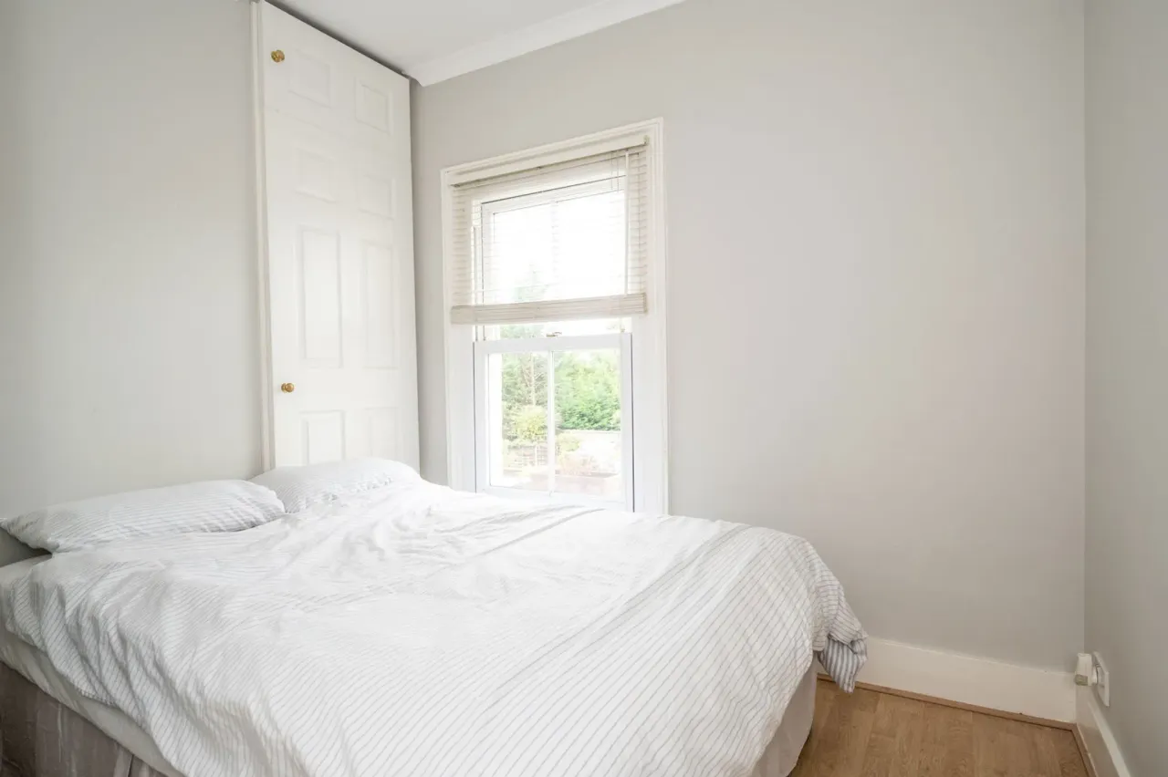 Bridge Road, Chertsey, KT16 8LA, photo 16