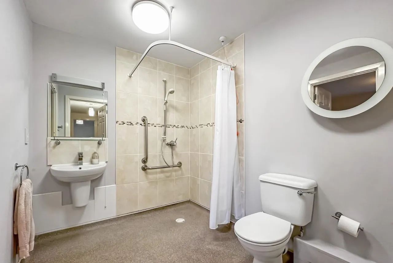 Tulip Drive, Timperley, Cheshire WA15 6LP, photo 10