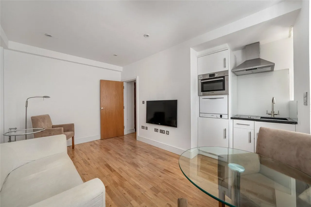 1 bed flat for sale, Grove End Road, St John's Wood, NW8