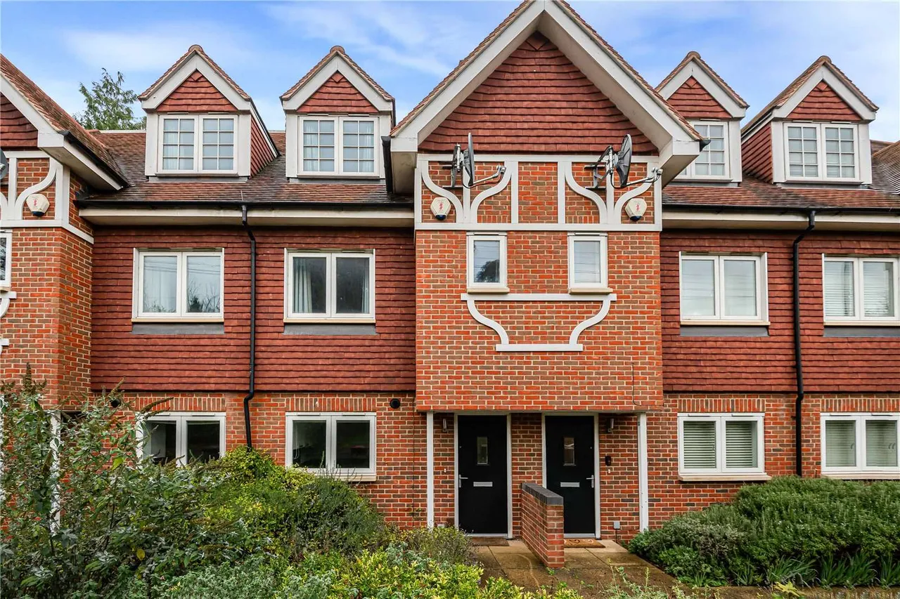 4 bed house for sale — Oxford Road, Tilehurst, Reading, Berkshire, RG31 6TQ