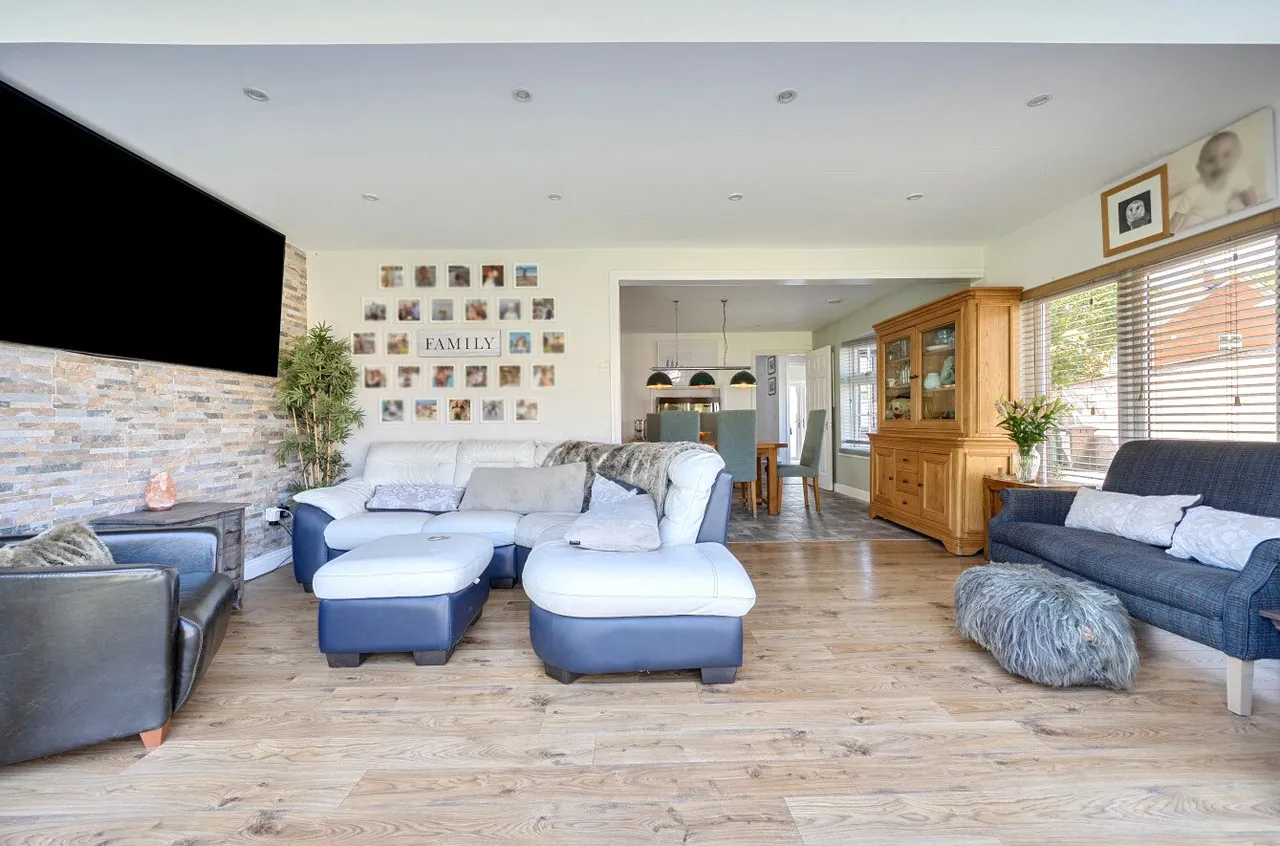 Greenway Crescent, Taunton, TA2, photo 12