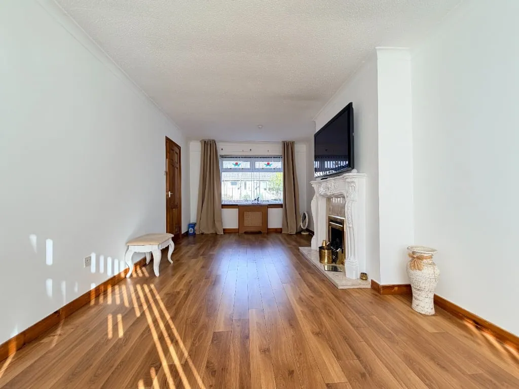 Weldon Place, Glasgow, G65, photo 3