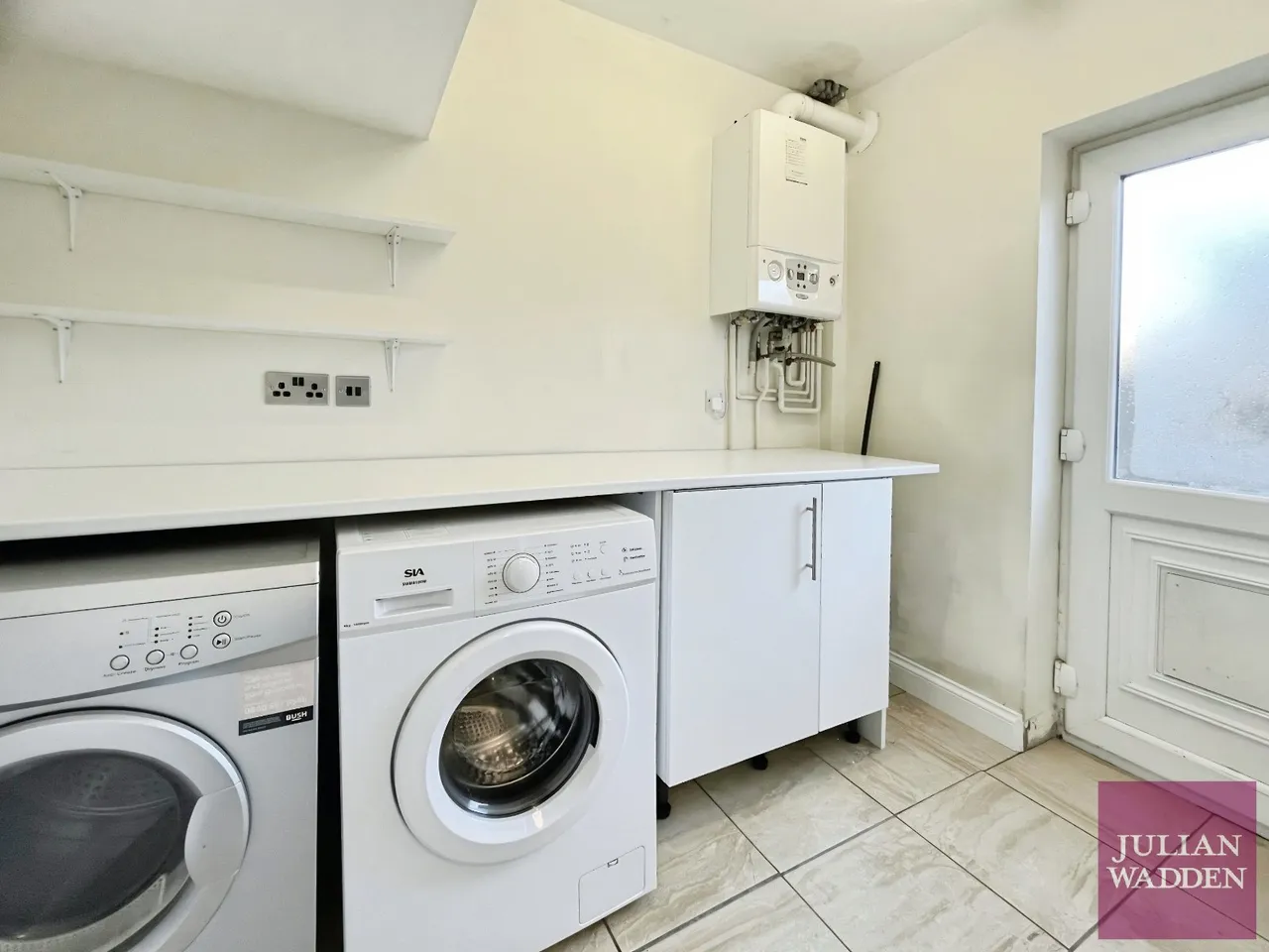 Woodgate Close, Bredbury, SK6, photo 7