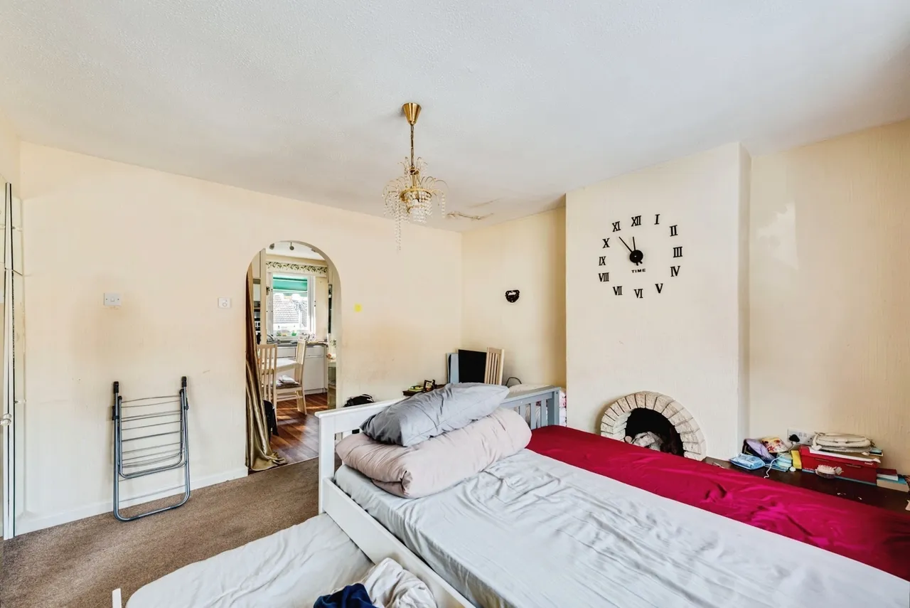 Dowling Street, Swindon, SN1, photo 10