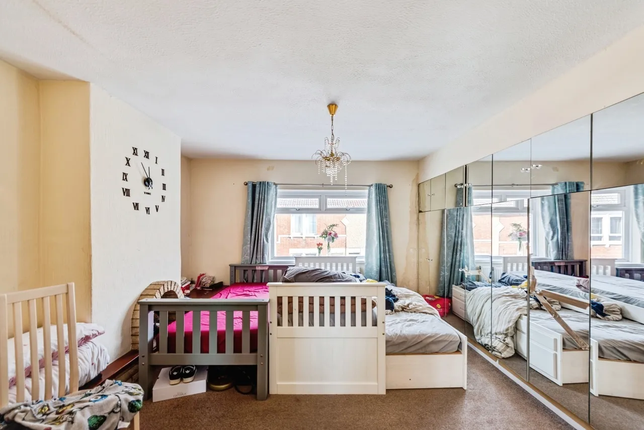 Dowling Street, Swindon, SN1, photo 9