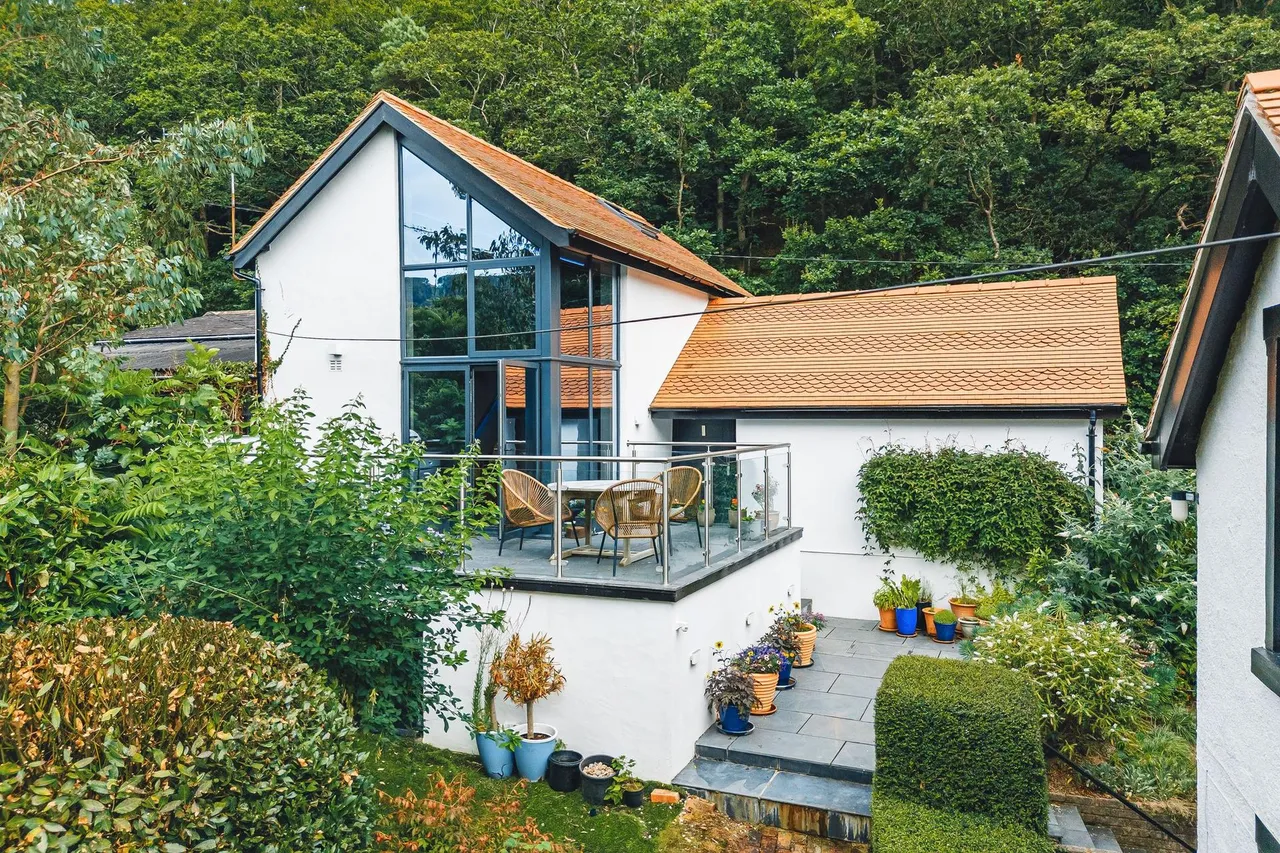 Rowen, Conwy, LL32, photo 17