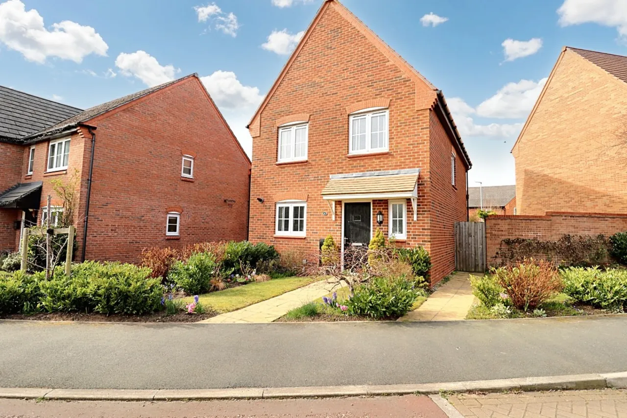 4 bed property for sale, Holcroft Drive, Northwich
