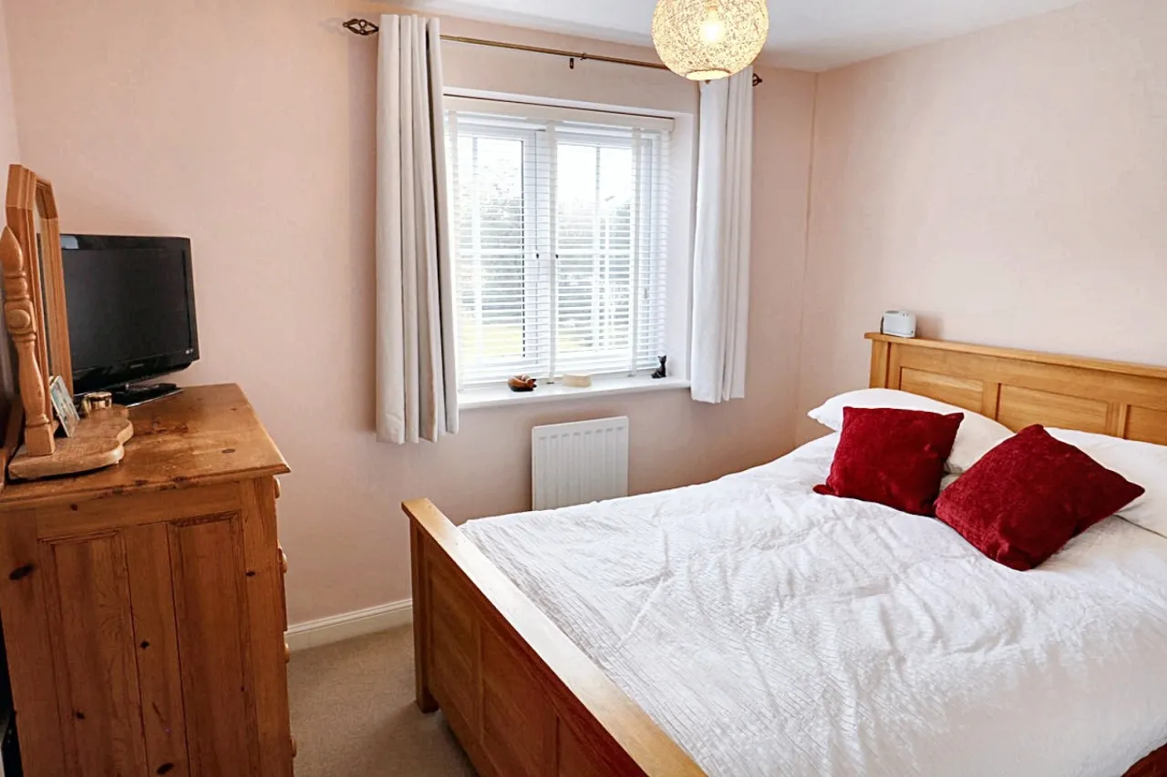 Holcroft Drive, Northwich, photo 6