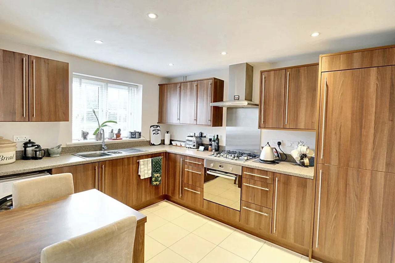 Holcroft Drive, Northwich, photo 4