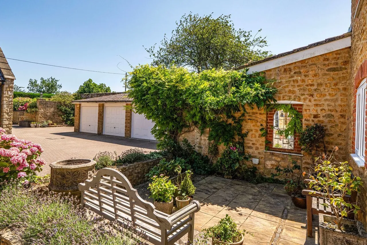 Brock Court, Castle Cary, BA7, photo 22