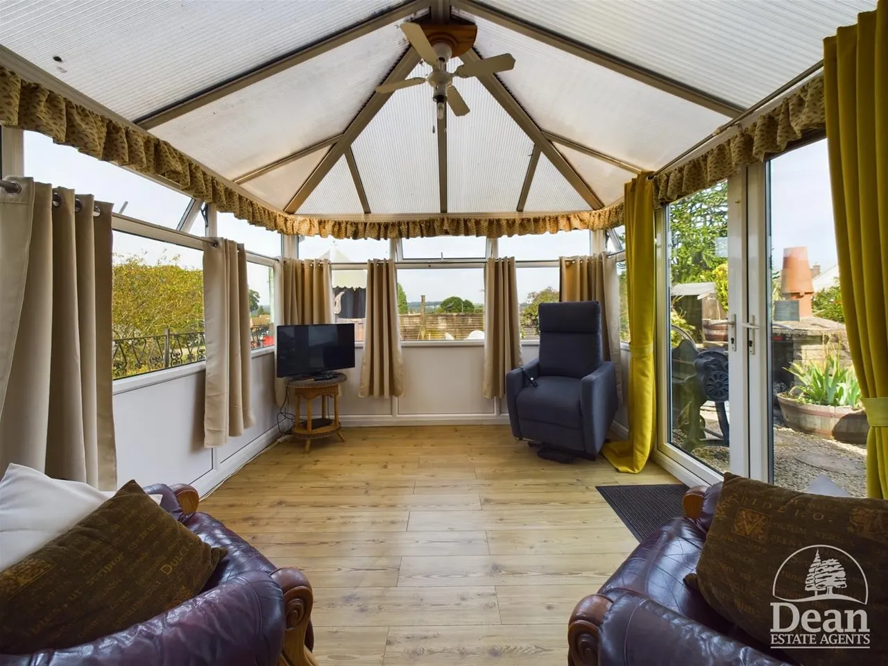 High Street, Bream, GL15, photo 8