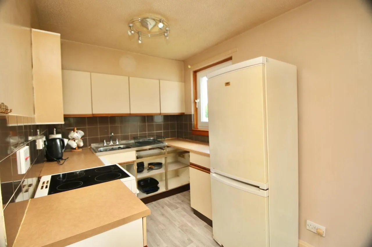 Barbeth Road, Condorrat, G67 4SH, photo 9