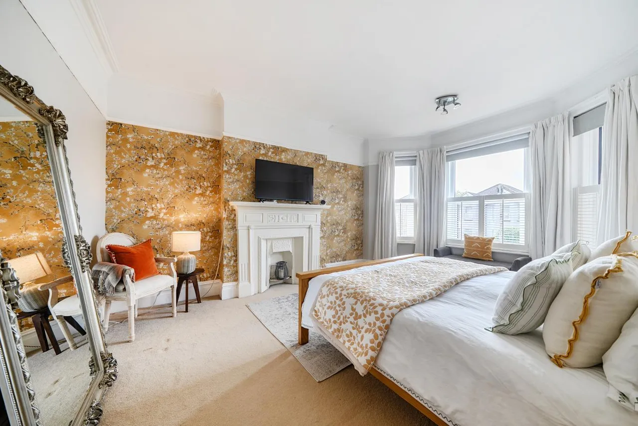 Methuen Road, BH8, photo 13