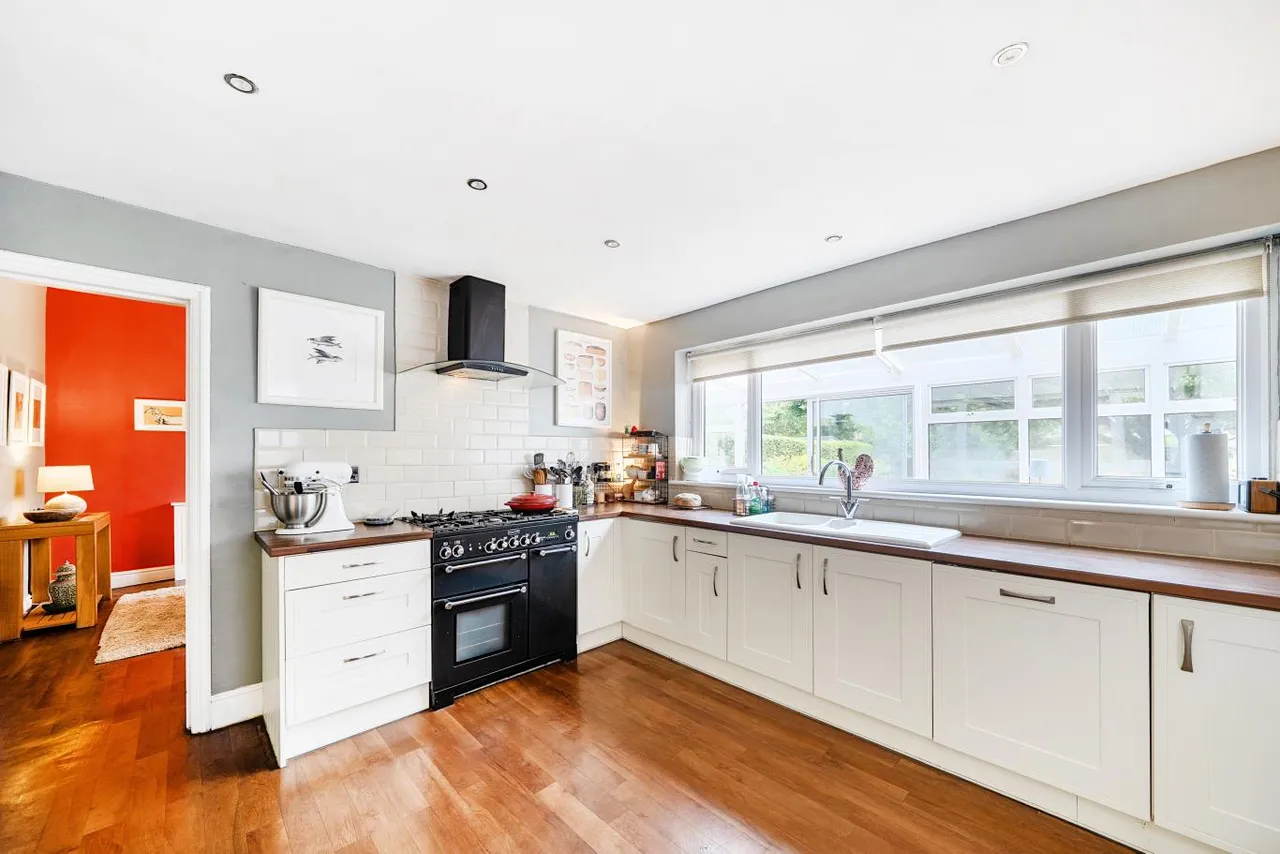 Methuen Road, BH8, photo 6