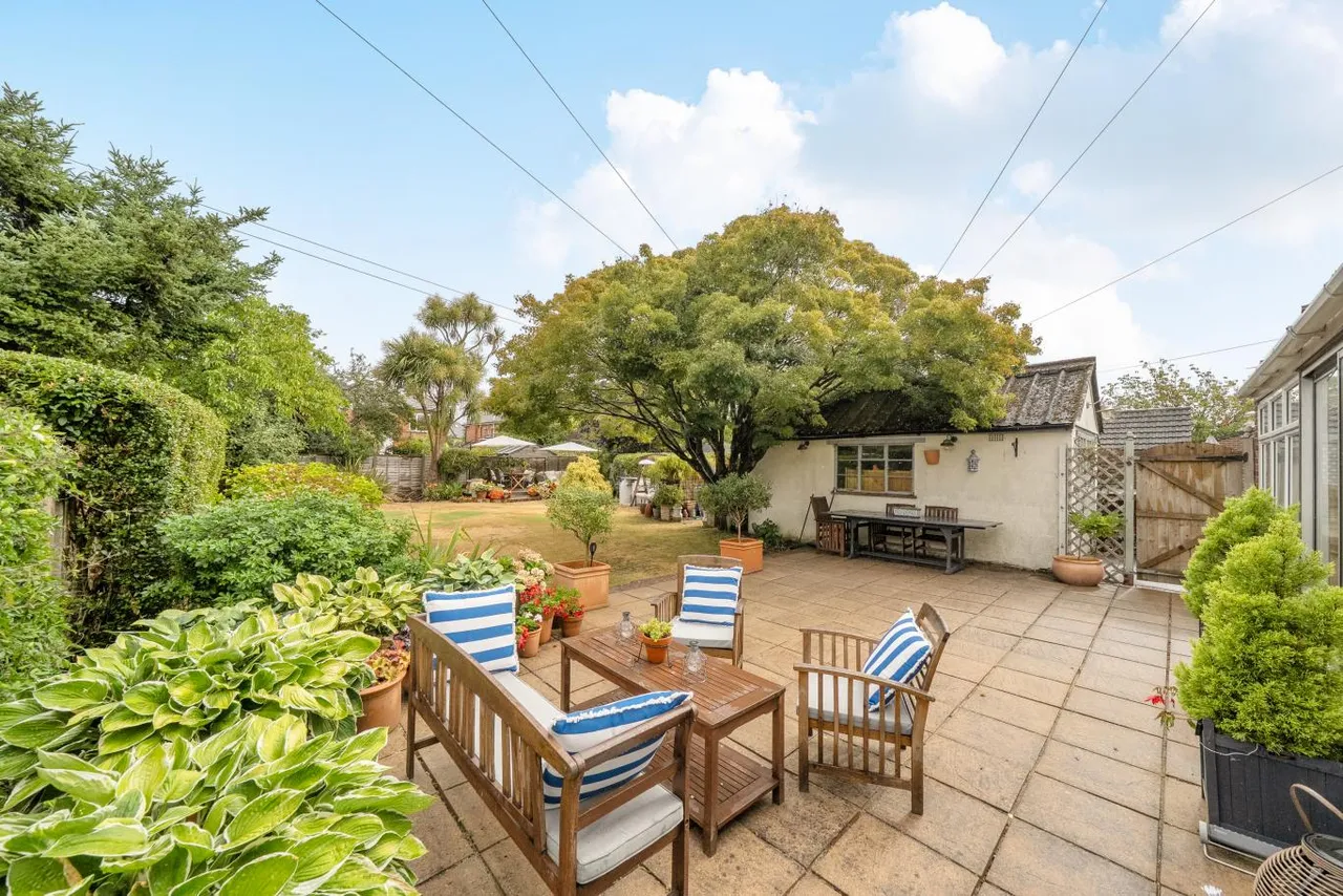 Methuen Road, BH8, photo 3