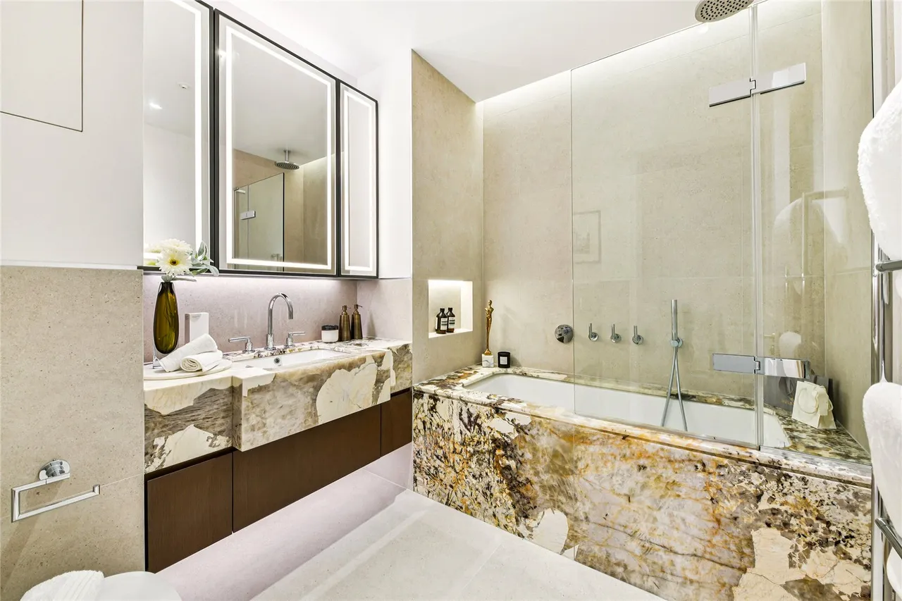 Charles Street, Mayfair, W1J, photo 16