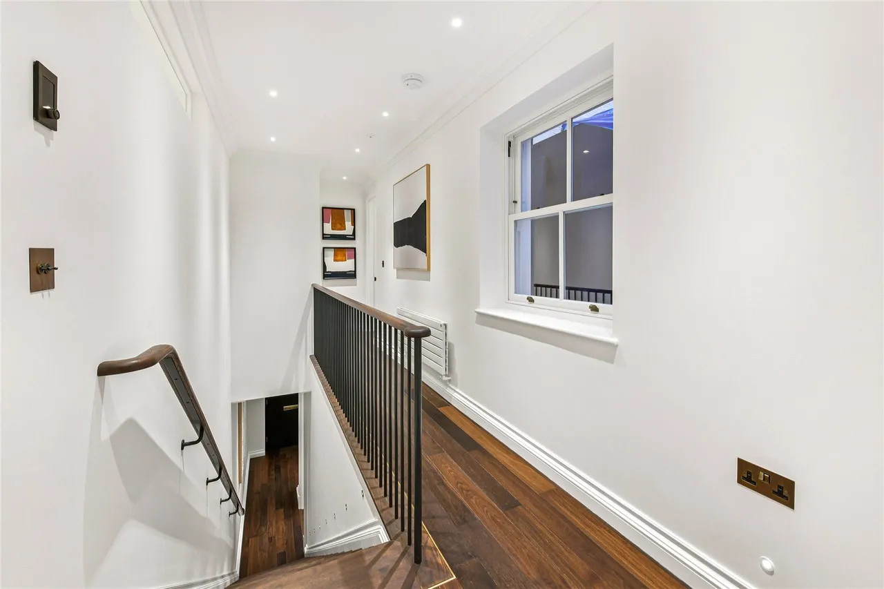 Charles Street, Mayfair, W1J, photo 9