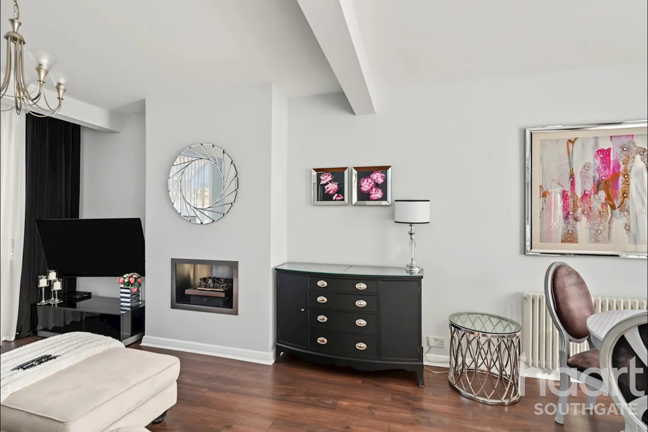Pevensey Avenue, Enfield, EN1, photo 12
