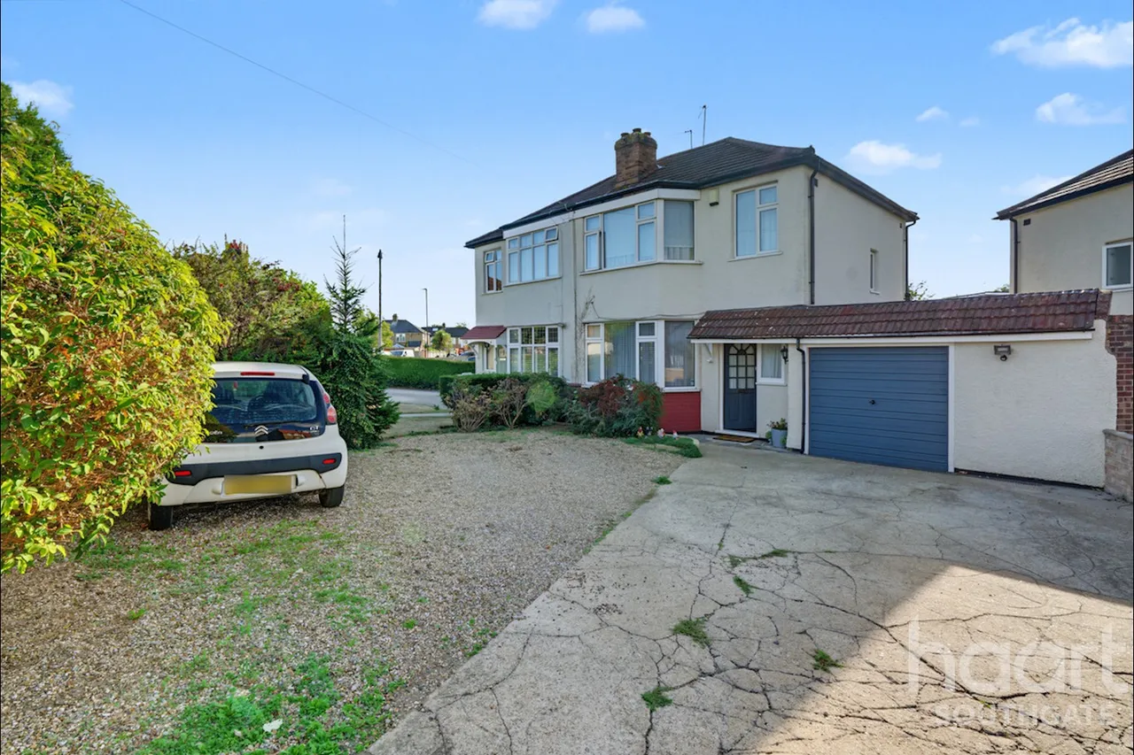 Pevensey Avenue, Enfield, EN1, photo 36
