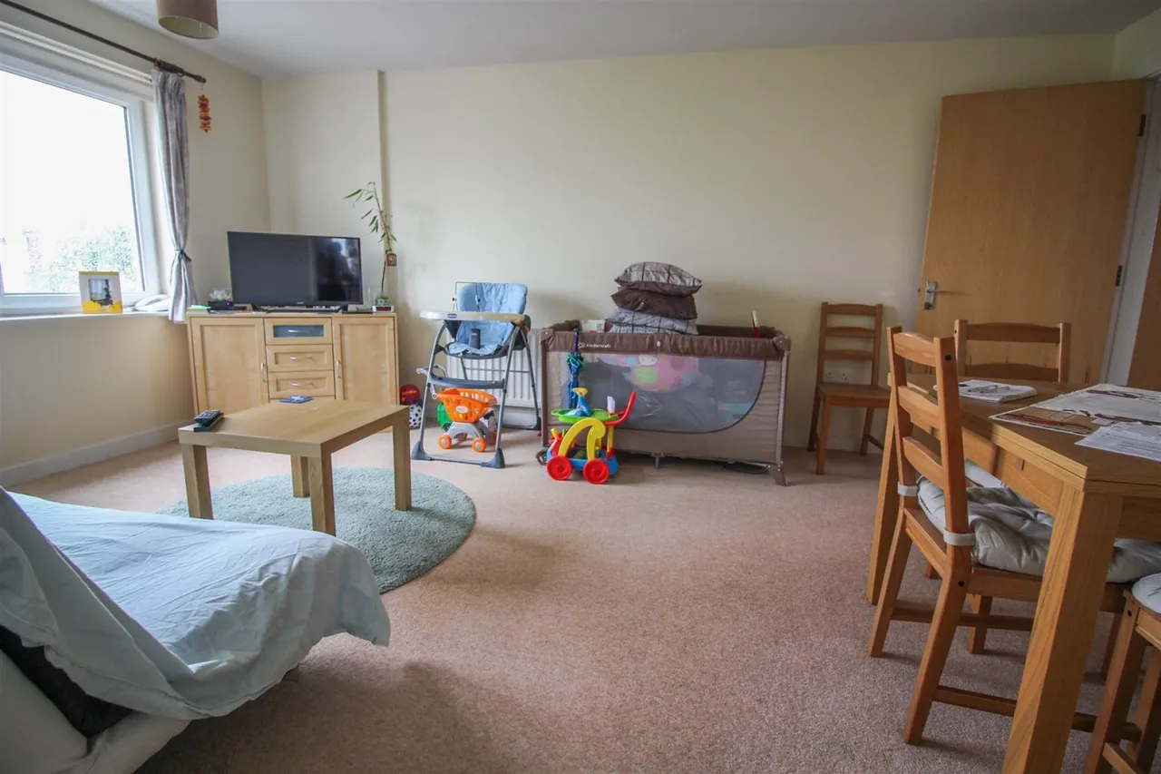 Newstead Way, Harlow, CM20, photo 4