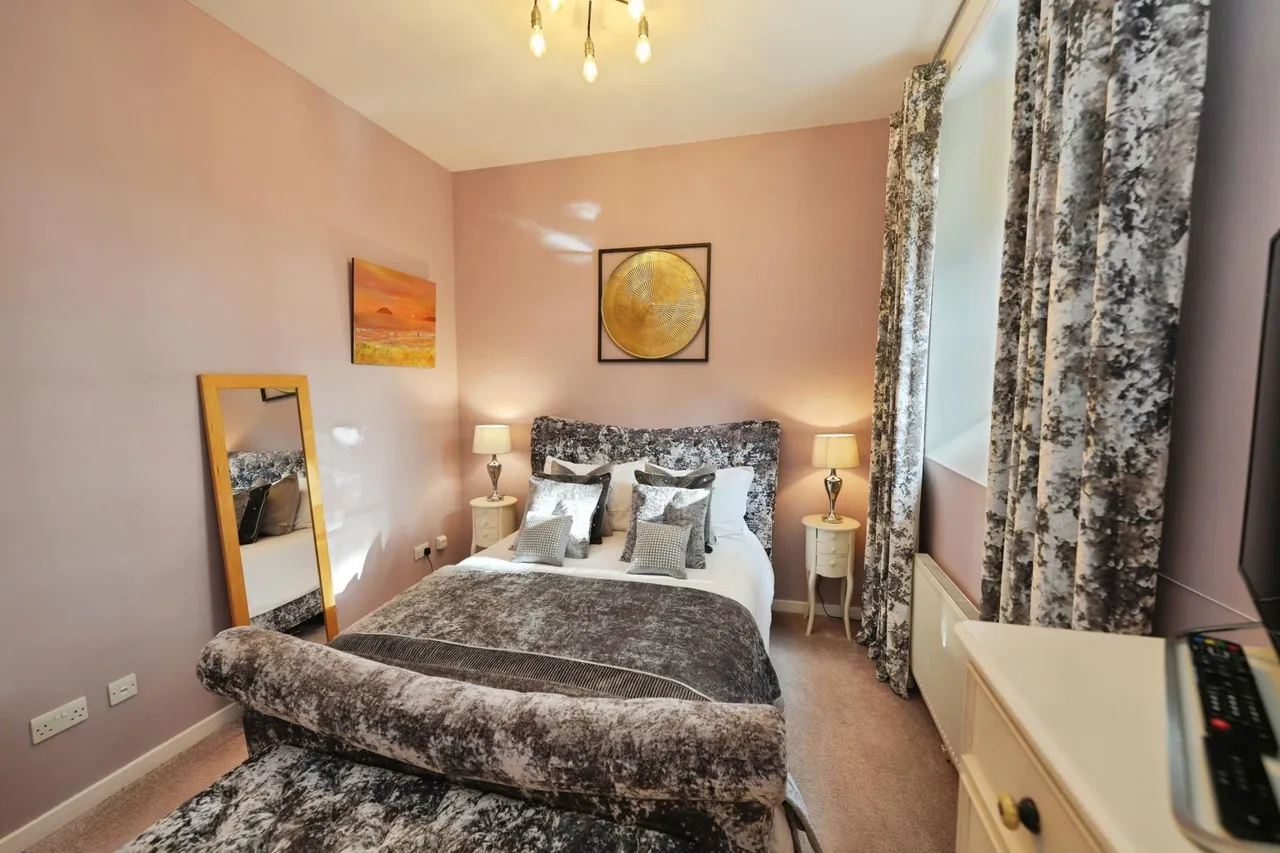 Kirk Brae, Maybole, KA19, photo 18