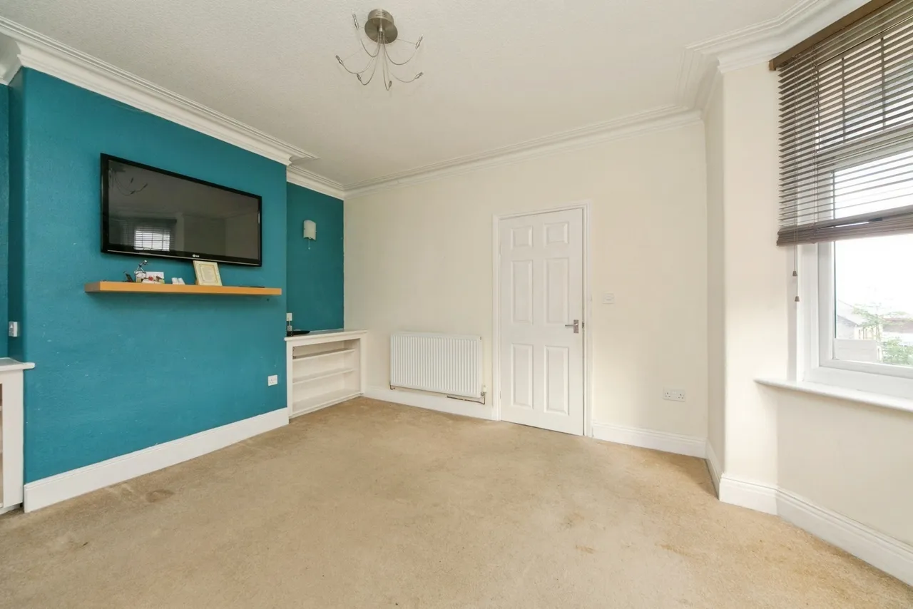 Withington Avenue, Old Colwyn, LL29, photo 3