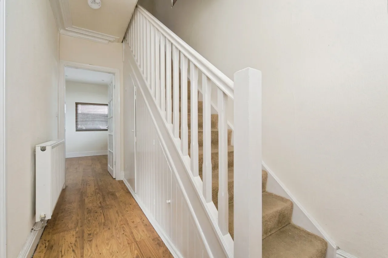 Withington Avenue, Old Colwyn, LL29, photo 5